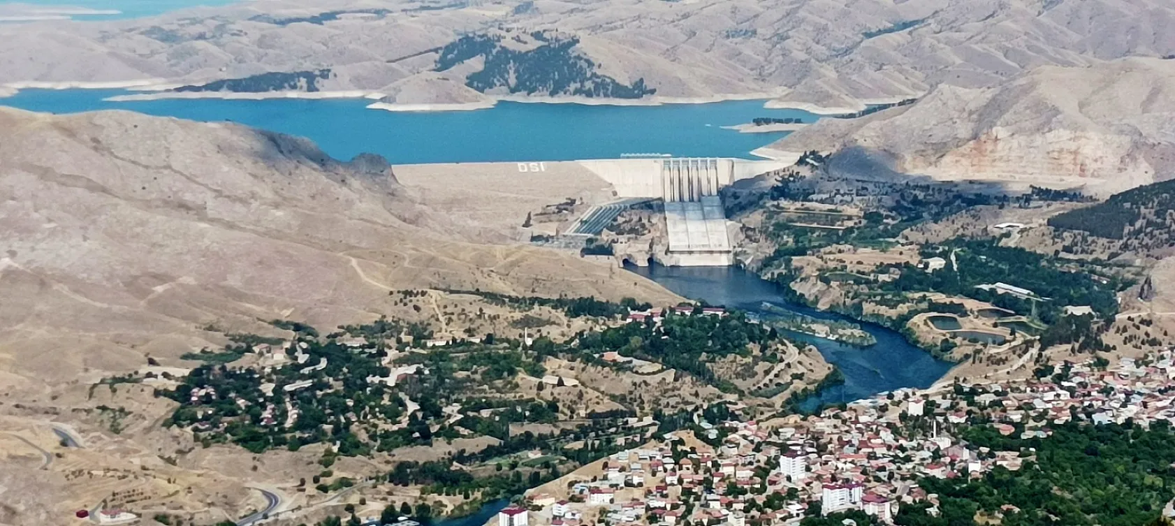 Keban Barajı Gölü'den muhteşem görüntüler