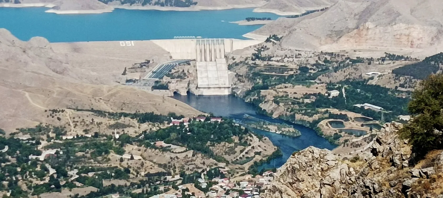 Keban Barajı Gölü'den muhteşem görüntüler