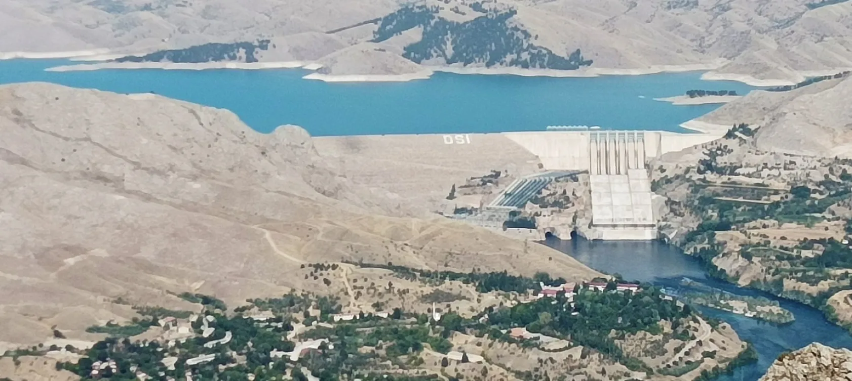 Keban Barajı Gölü'den muhteşem görüntüler