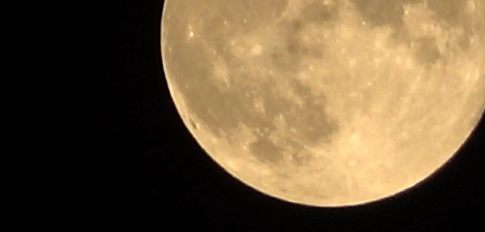 Harput'tan izlenen dolunay, hayran bıraktı