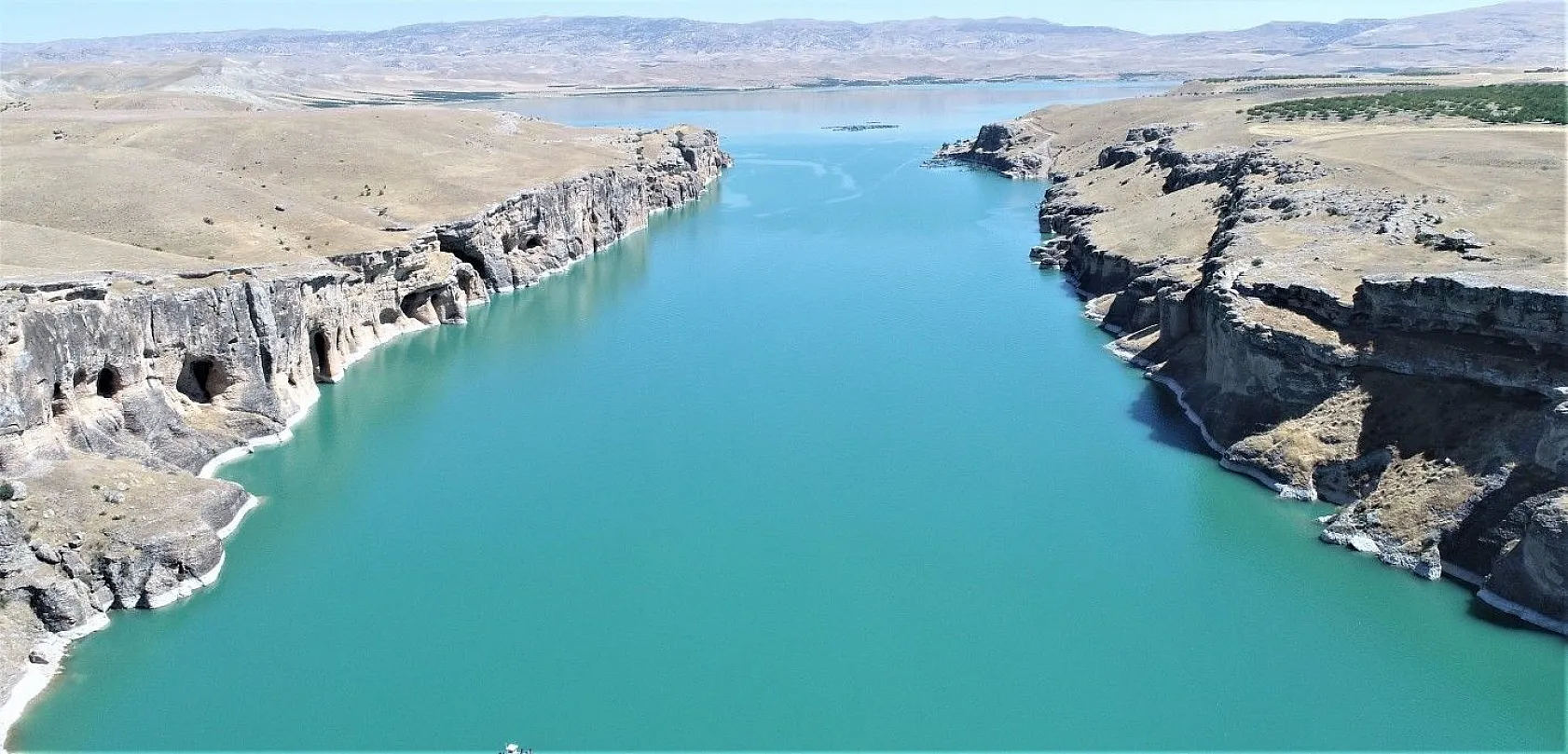 Yeni keşif 'Kara Leylek Kanyonu'