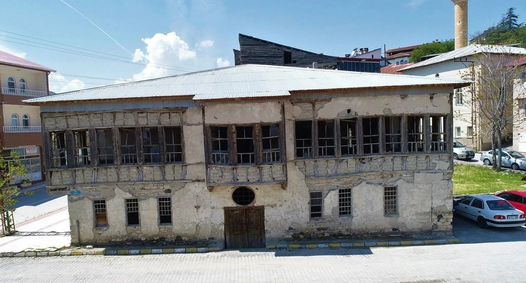 Elazığ'da bulunan 125 yıllık tarihi konaktan fotoğraflar