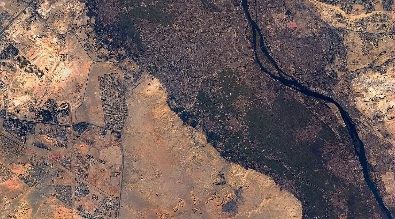 Mili uydu 'Rasat' 9 yaşına giriyor