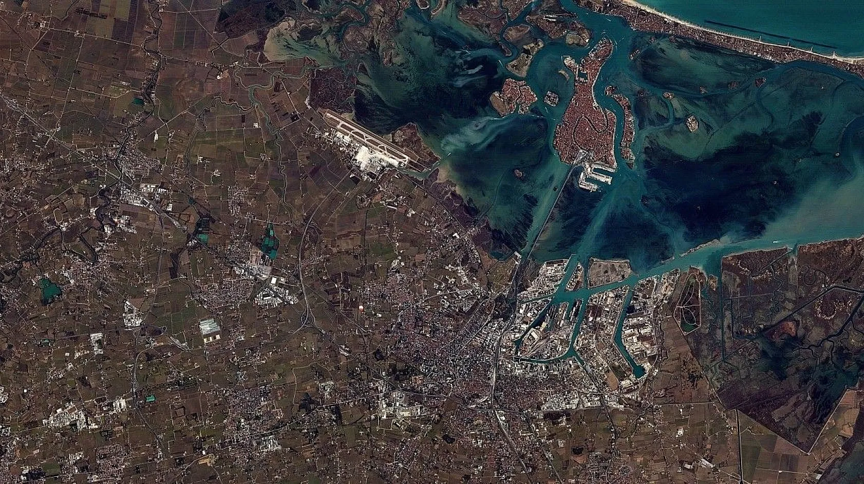 Mili uydu 'Rasat' 9 yaşına giriyor