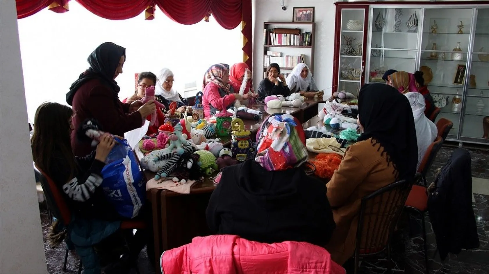 Lösemili çocukları mutlu etmek için seferber oldular