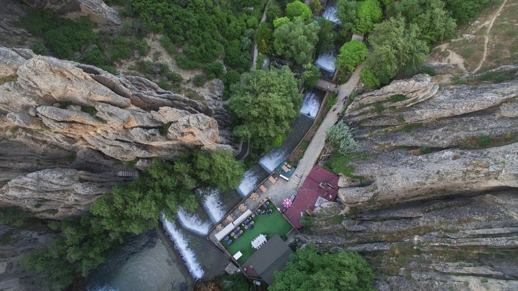 Bozkırın serin adresi: Günpınar Şelalesi