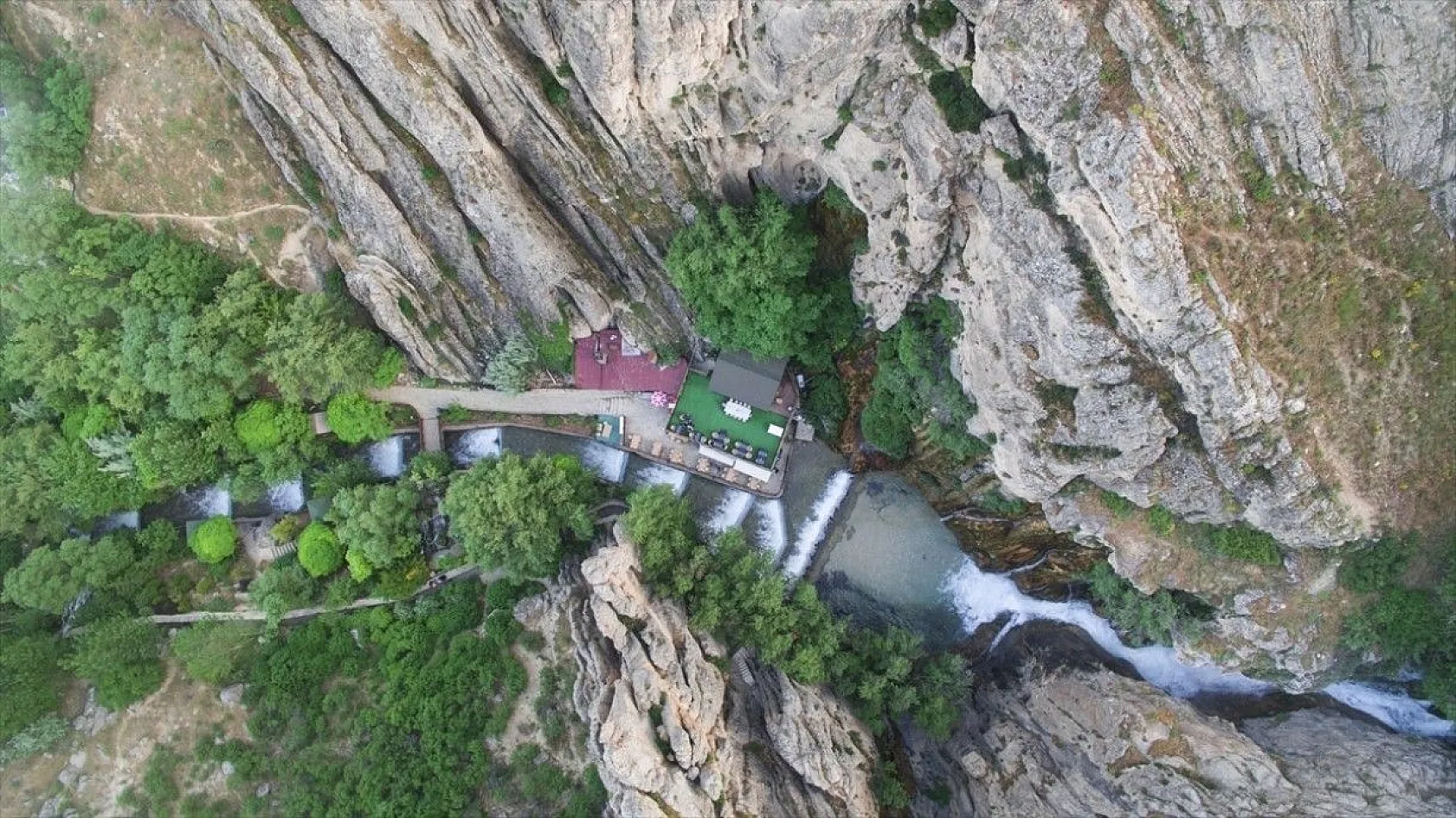 Bozkırın serin adresi: Günpınar Şelalesi