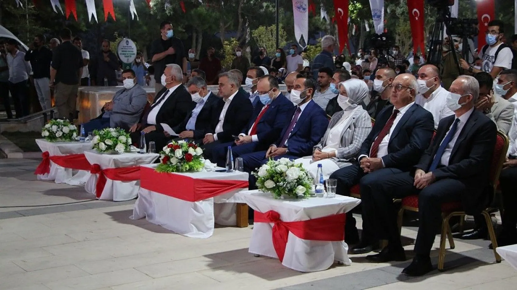 Cam Seyir Terası açıldı