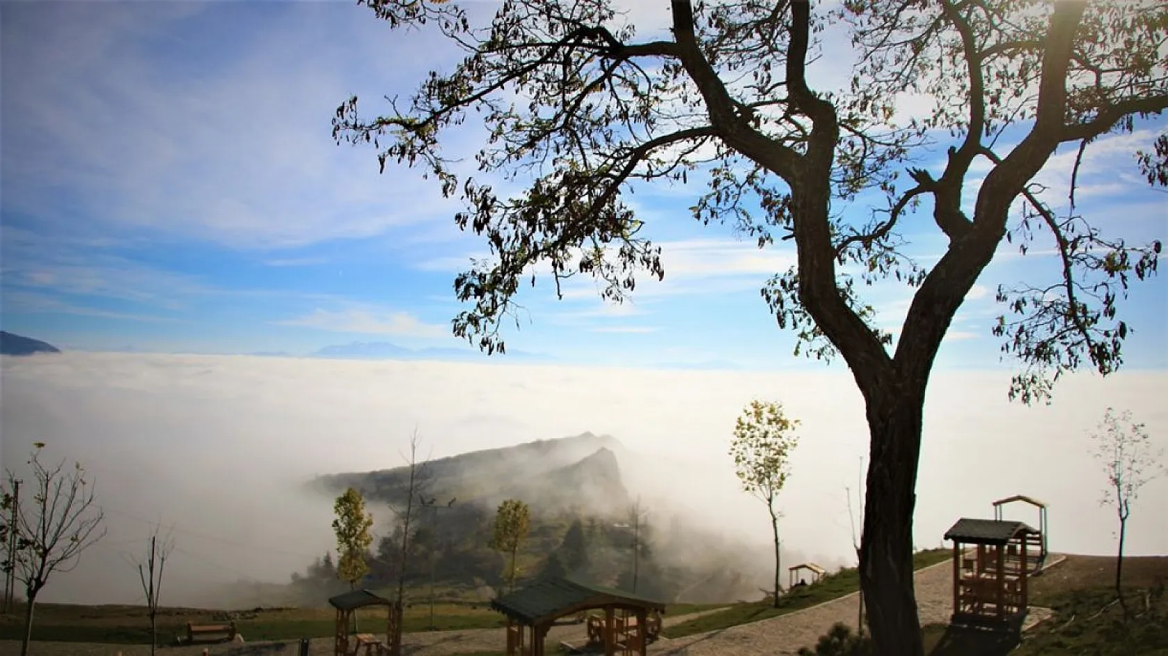 Elazığ sis denizinde kayboldu, eşsiz görüntüler oluştu