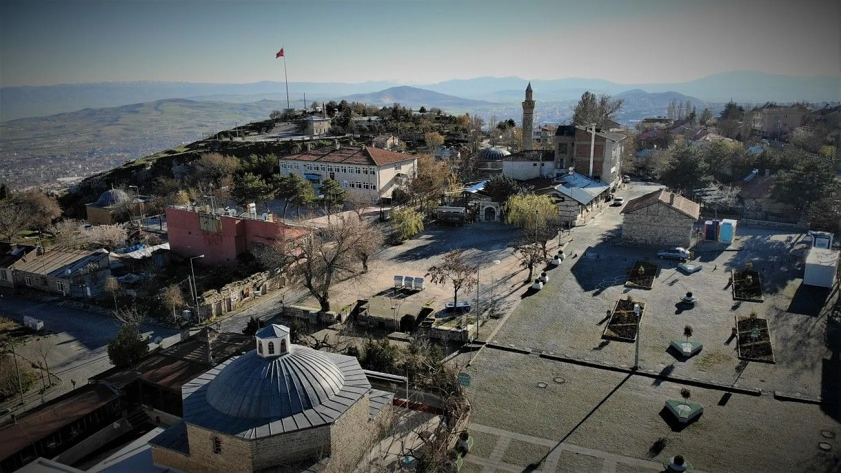 Son zamanlarda çekilen kartpostallık muhteşem Elazığ fotoğrafları...