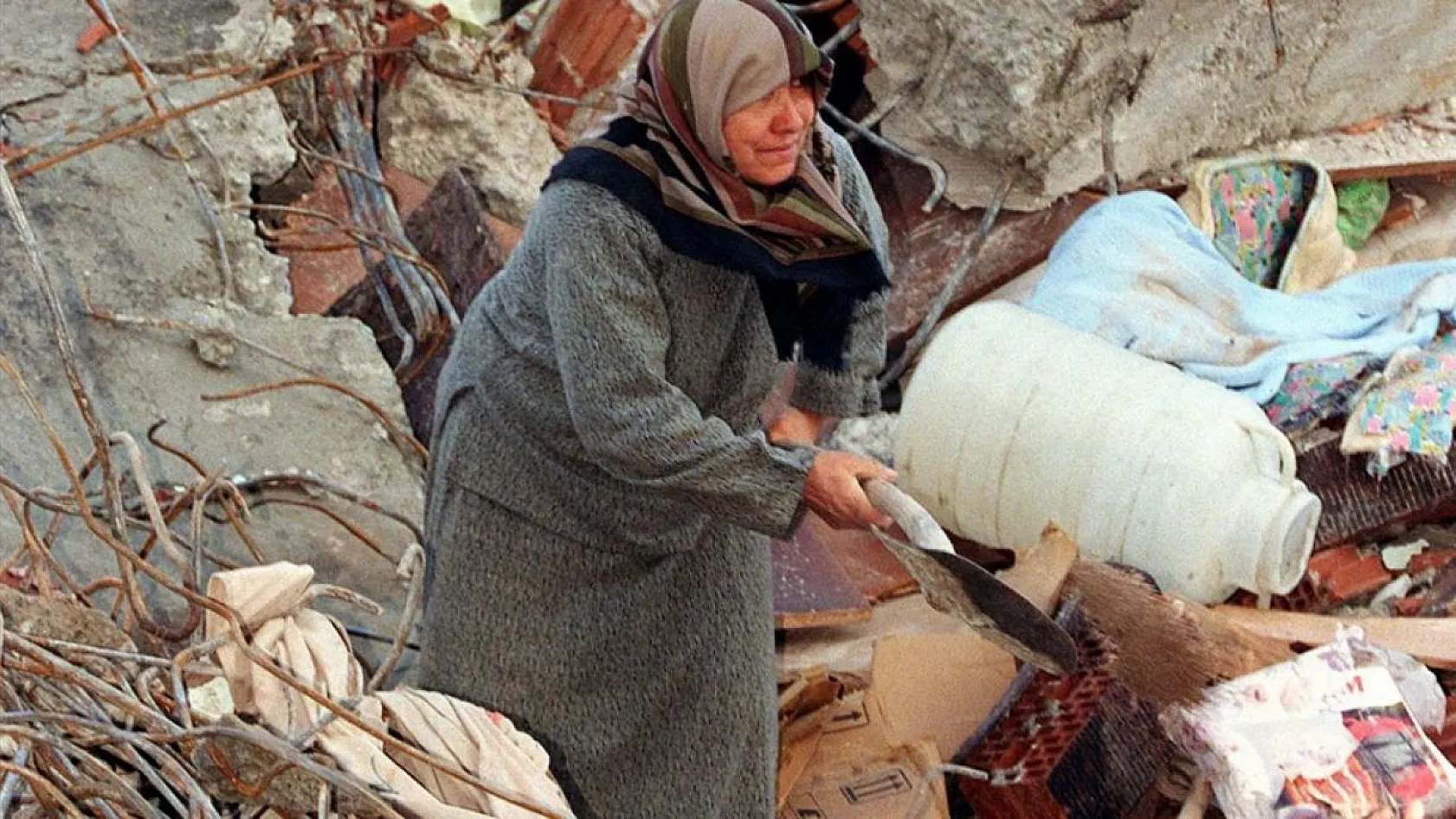 Düzce depreminin üzerinden 22 yıl geçti!