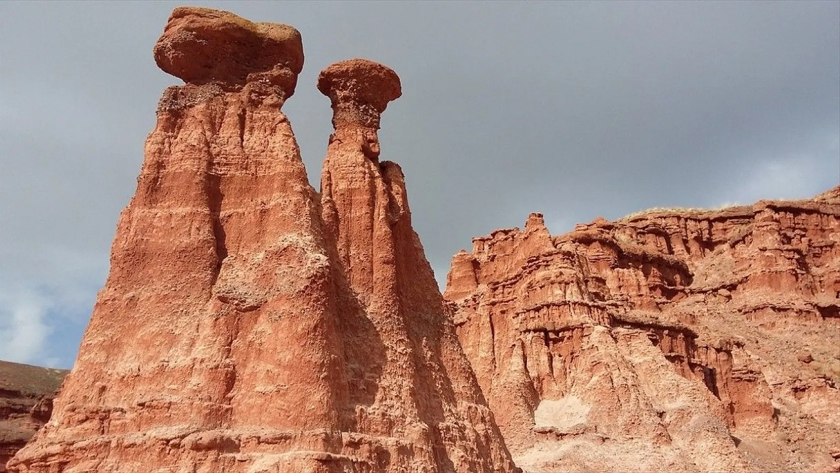 Narman Peribacaları, ziyaretçilerini büyülüyor