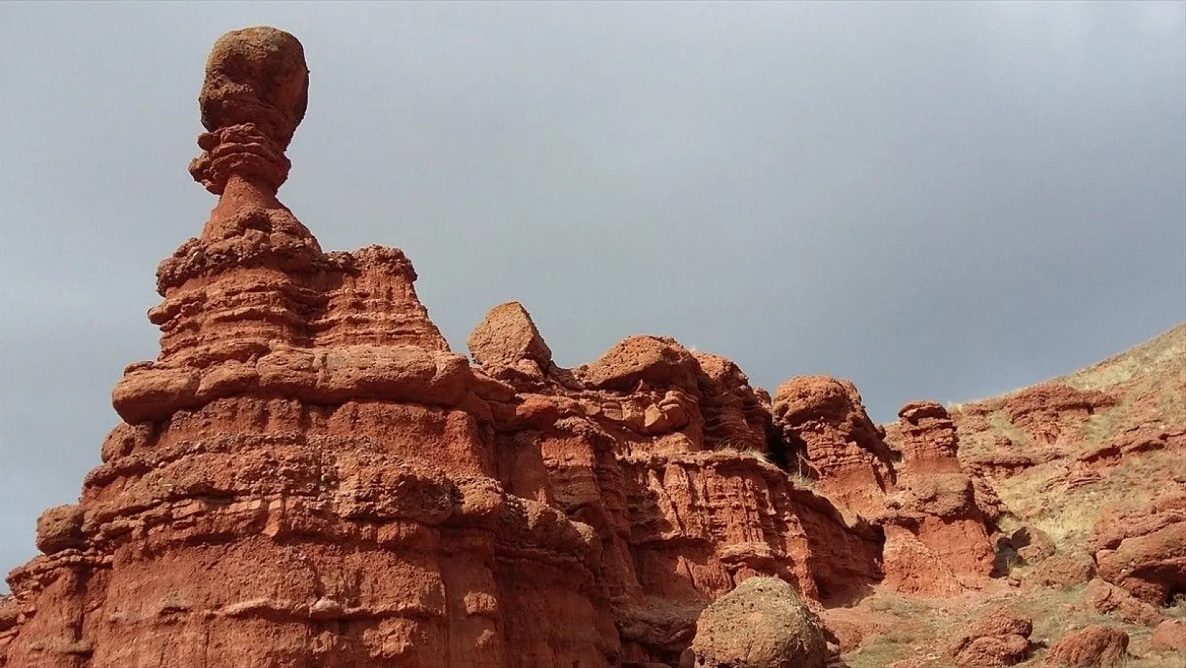 Narman Peribacaları, ziyaretçilerini büyülüyor
