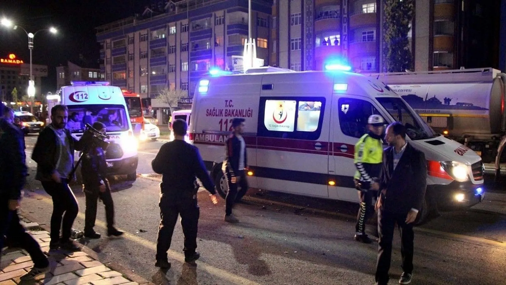 Gece yarısı olan feci kazadan fotoğraflar