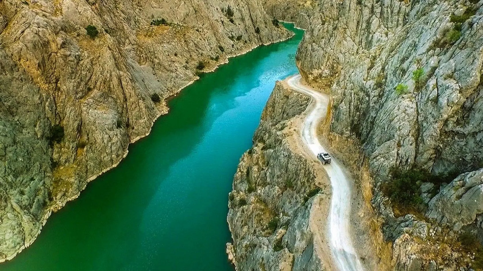 Karanlık Kanyon, ziyaretçilerini cezbediyor
