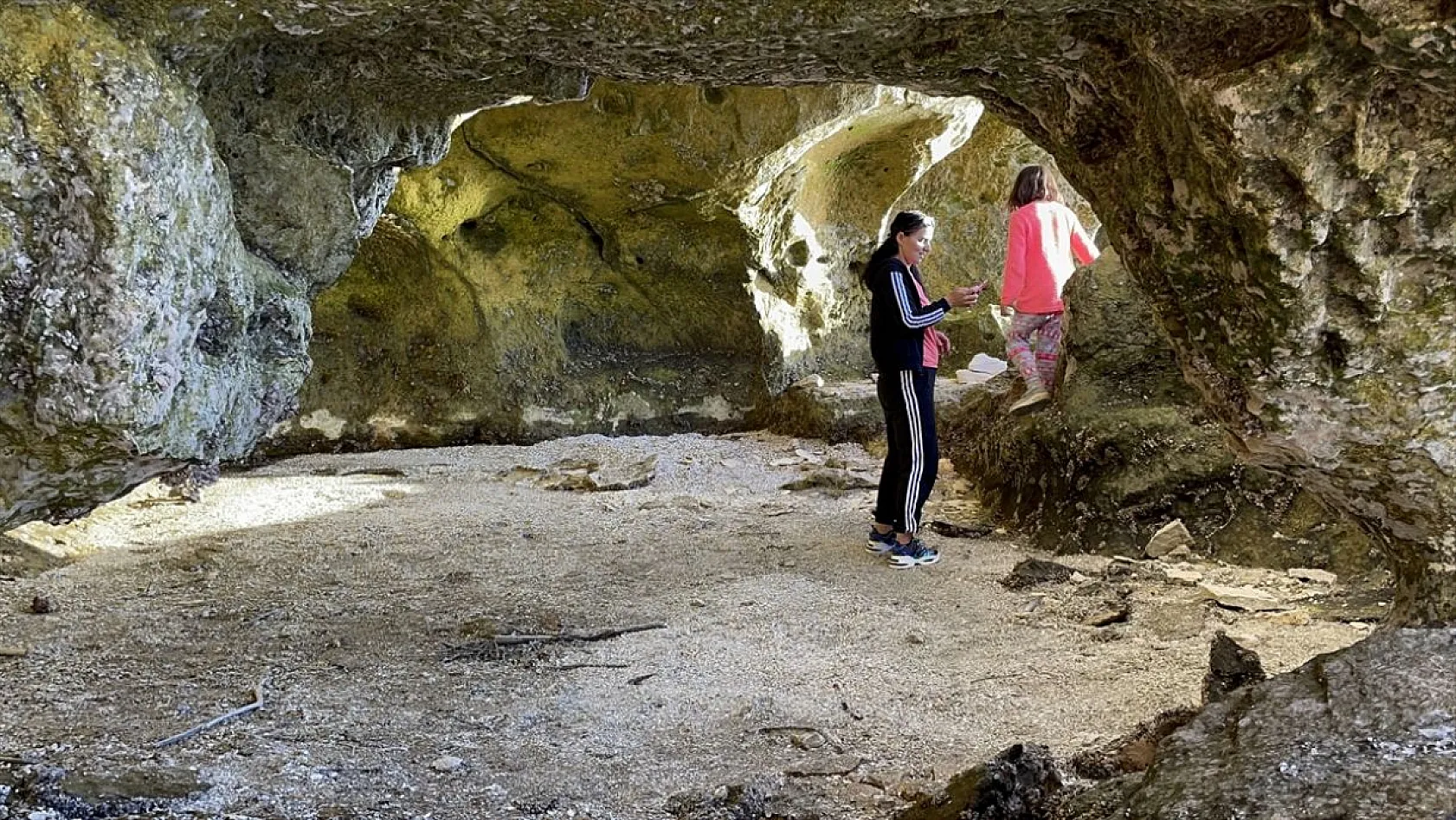 Kuraklık, Keban Barajı altındaki Hastek Kalesi'nin tüm katlarını ortaya çıkardı