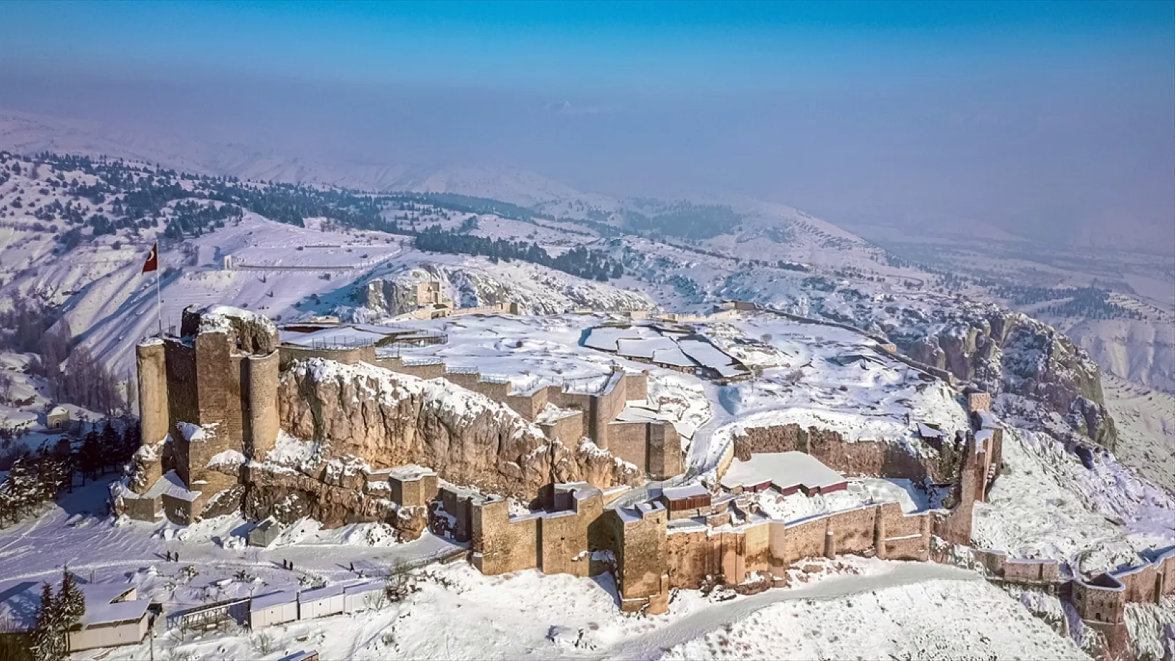 Medeniyetler beşiği Harput'ta görsel şölen