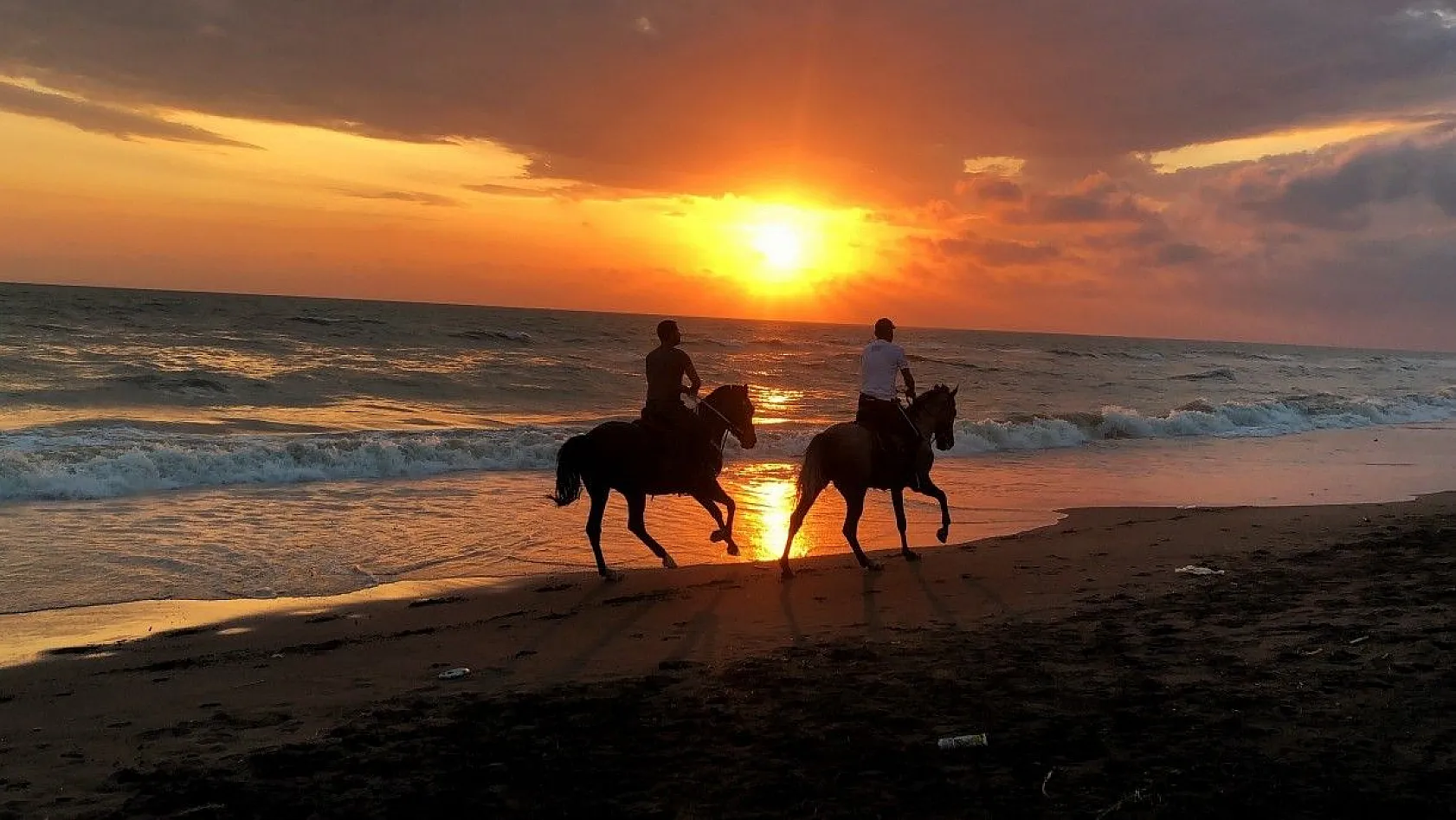 Samandağ'da gün batımı