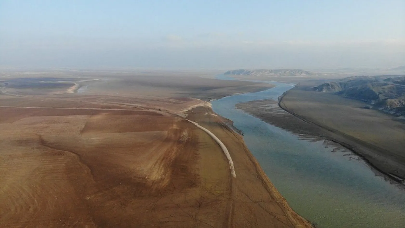 Murat Nehri dereye döndü