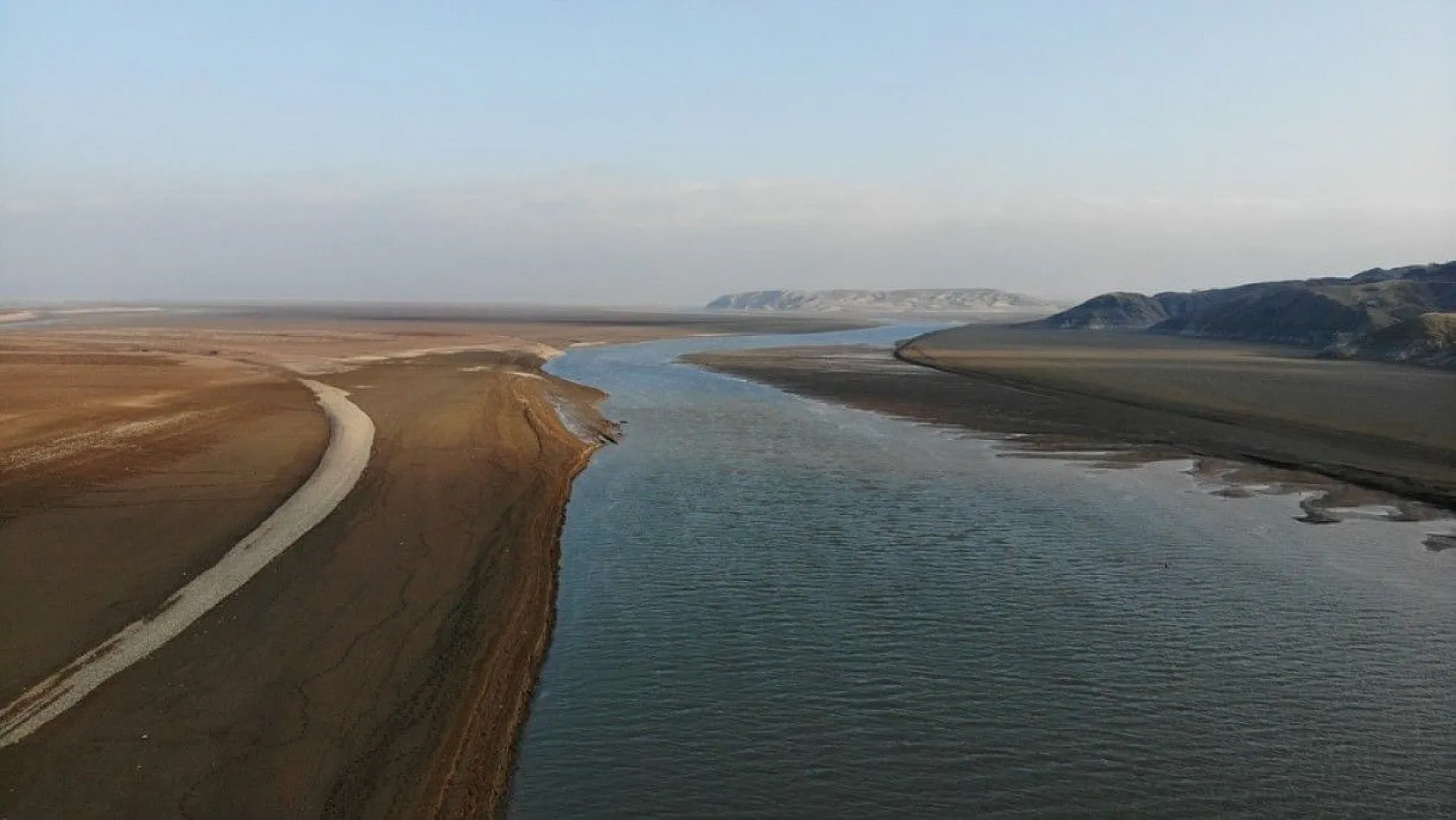 Murat Nehri dereye döndü