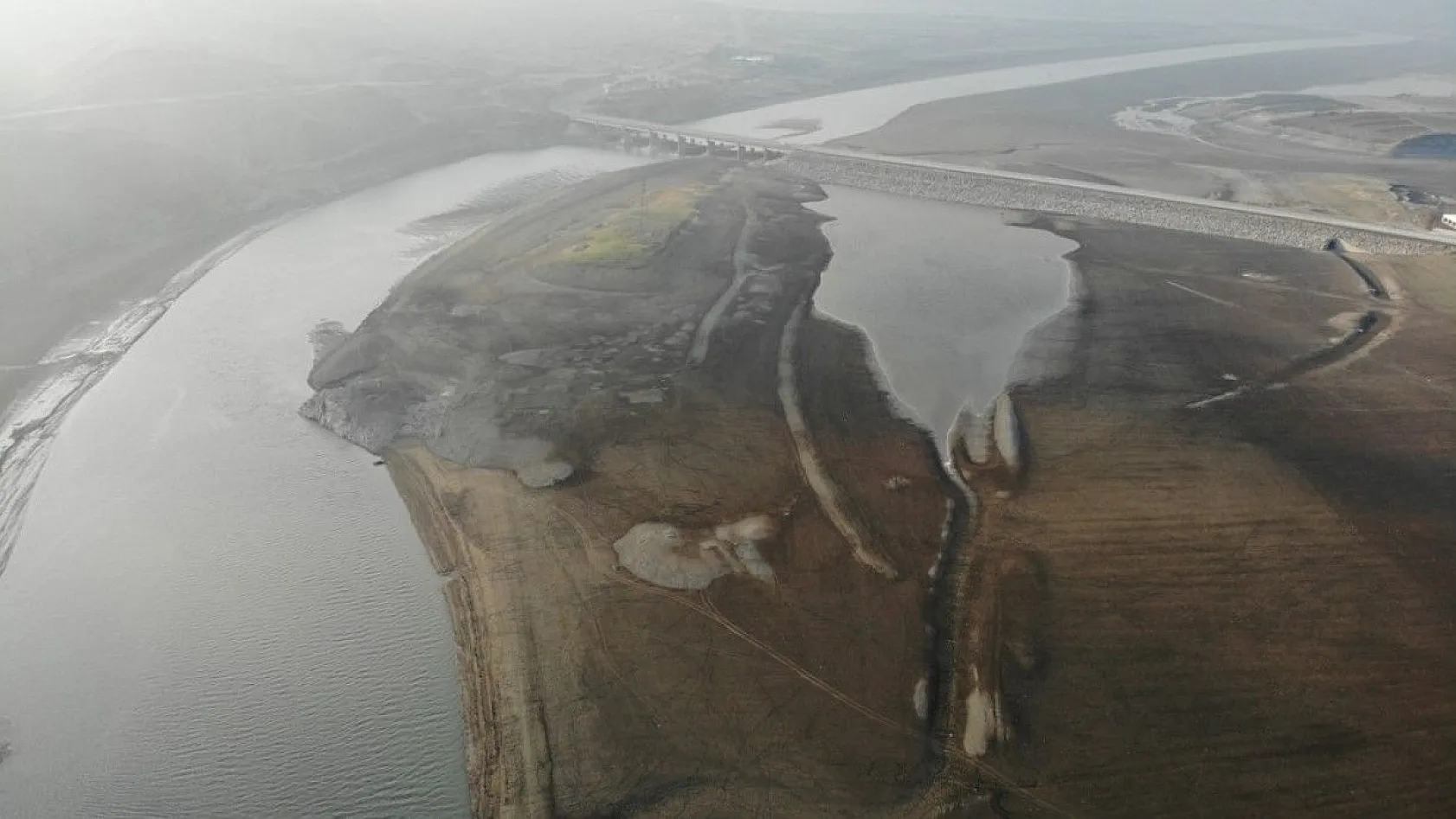 Murat Nehri dereye döndü