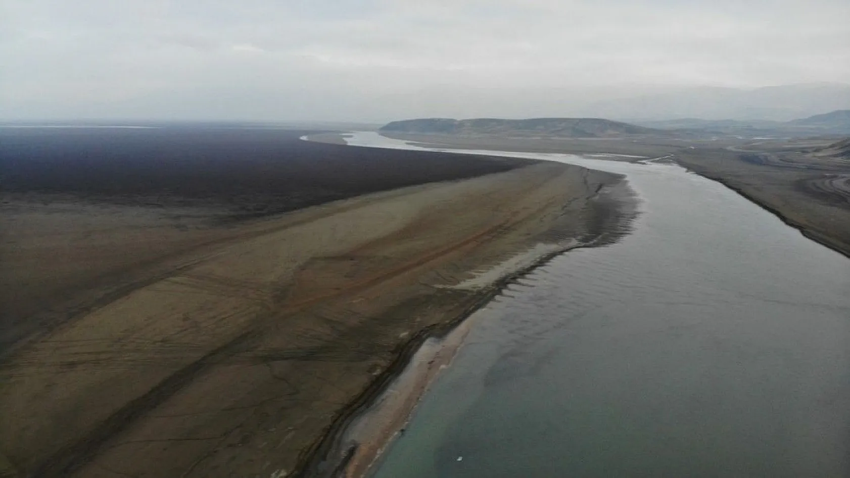 Murat Nehri dereye döndü