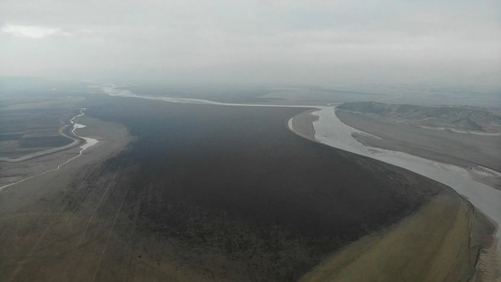 Murat Nehri dereye döndü