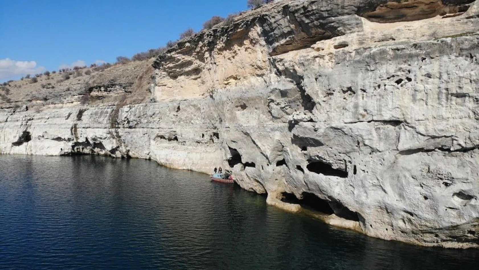Sular çekildi Hastek Kalesi gün yüzüne çıktı