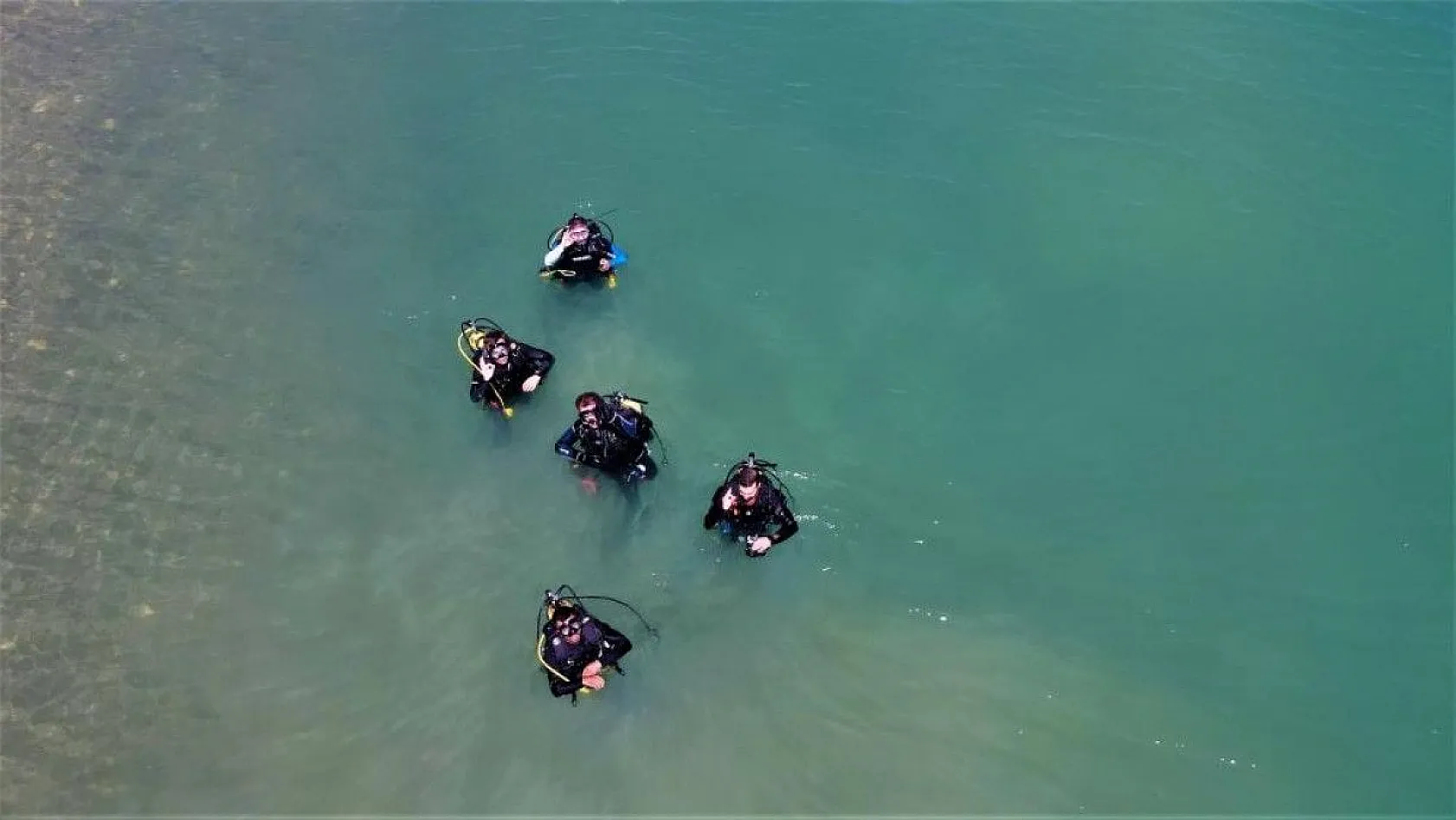 Yarımada olan Elazığ, dalış tutuklarının dikkatini çekiyor