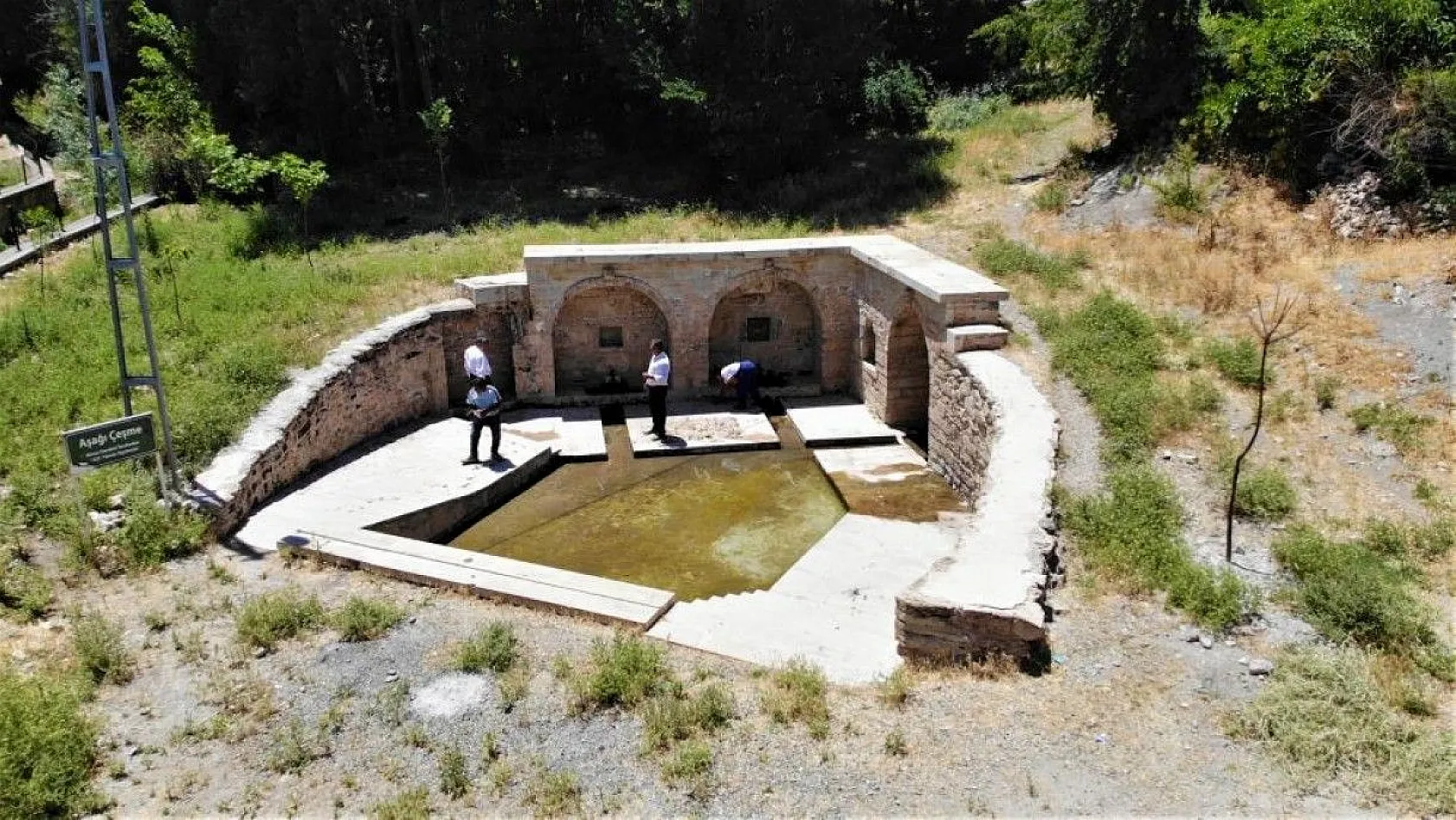 Bu köy, dünyanın dört bir yanından turist ağırlıyor