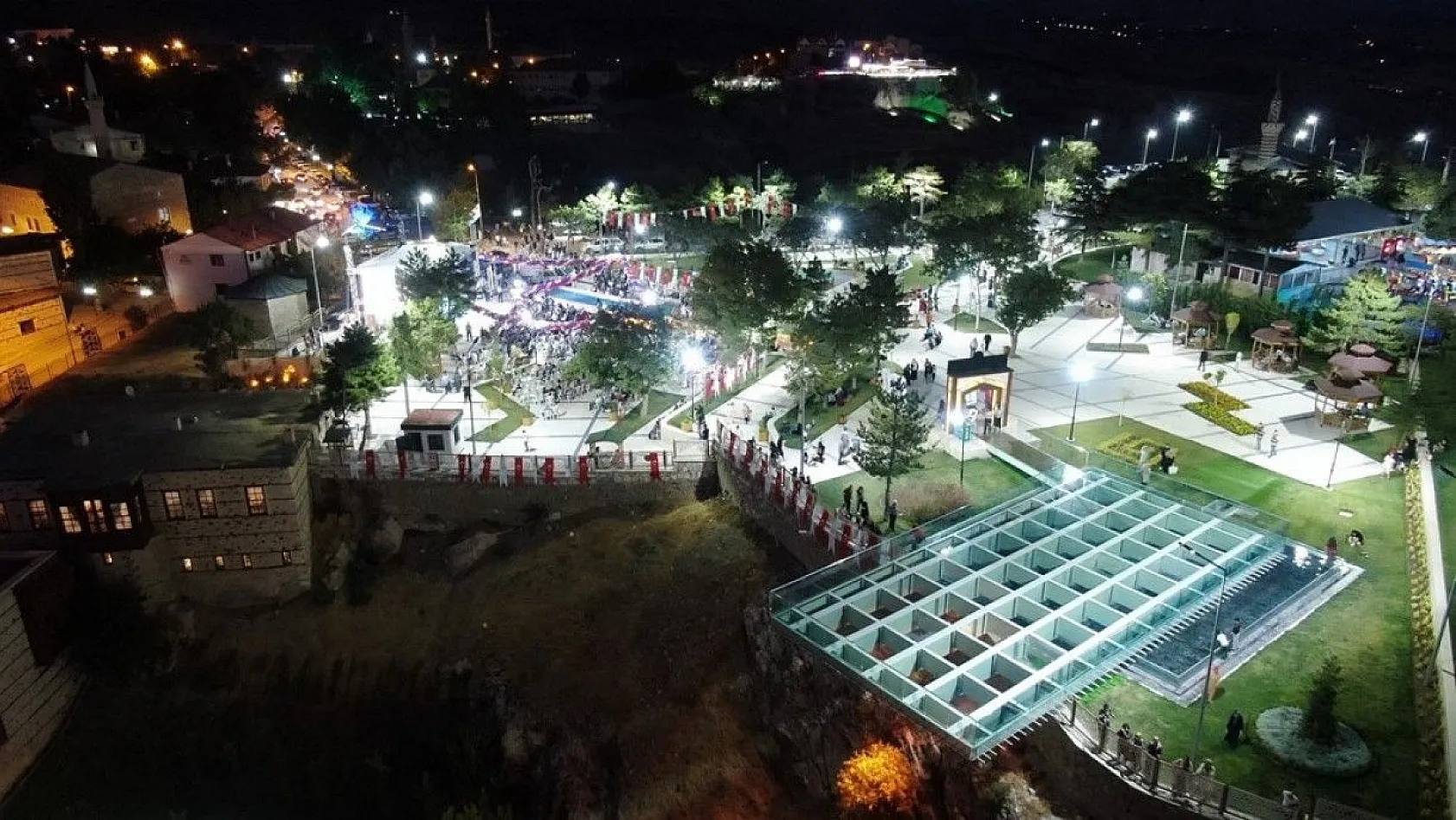 Cam Seyir Terası açıldı