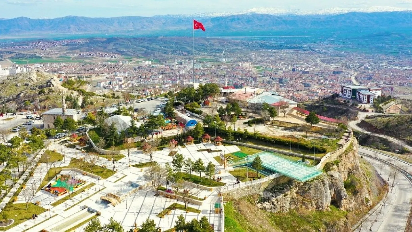 Cam Seyir Terası açıldı
