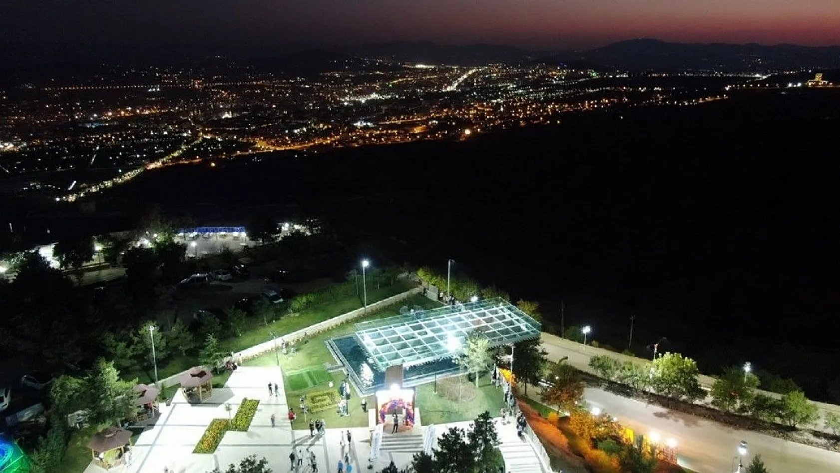 Cam Seyir Terası açıldı