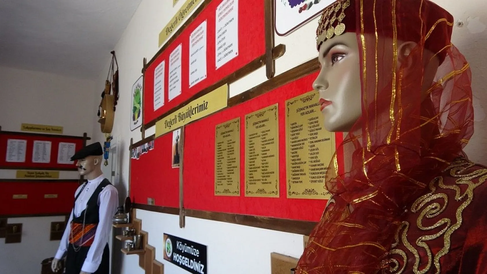 Atıl durumdaki okulu onararak müzeye çevirdiler