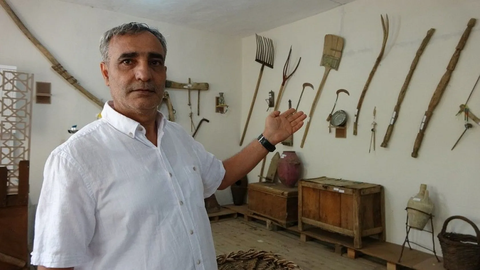 Atıl durumdaki okulu onararak müzeye çevirdiler