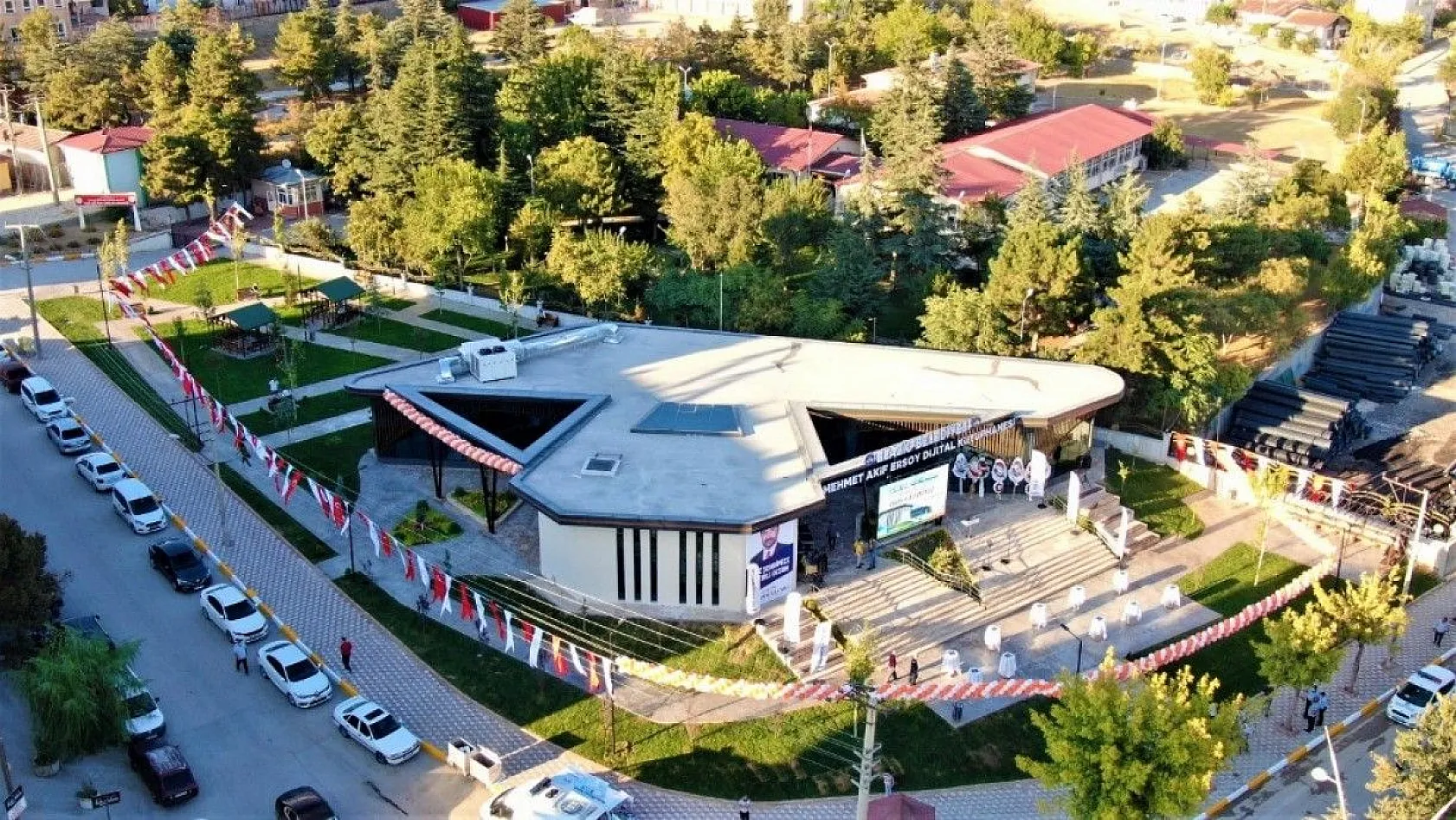 Dijital Kütüphane açıldı