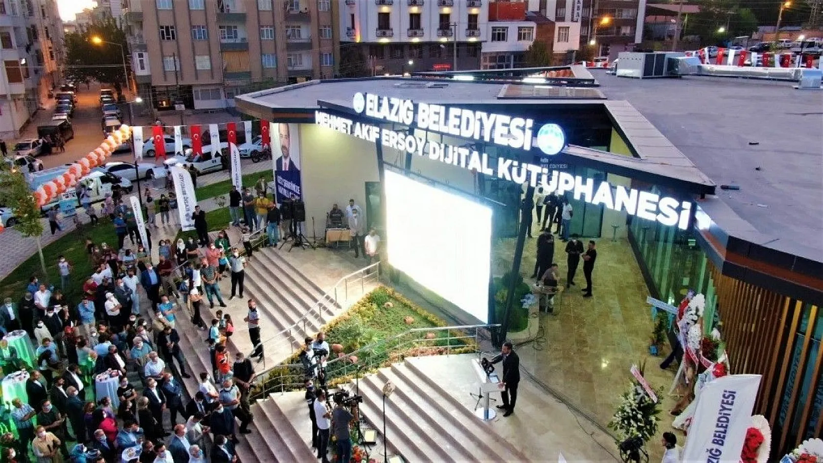 Dijital Kütüphane açıldı