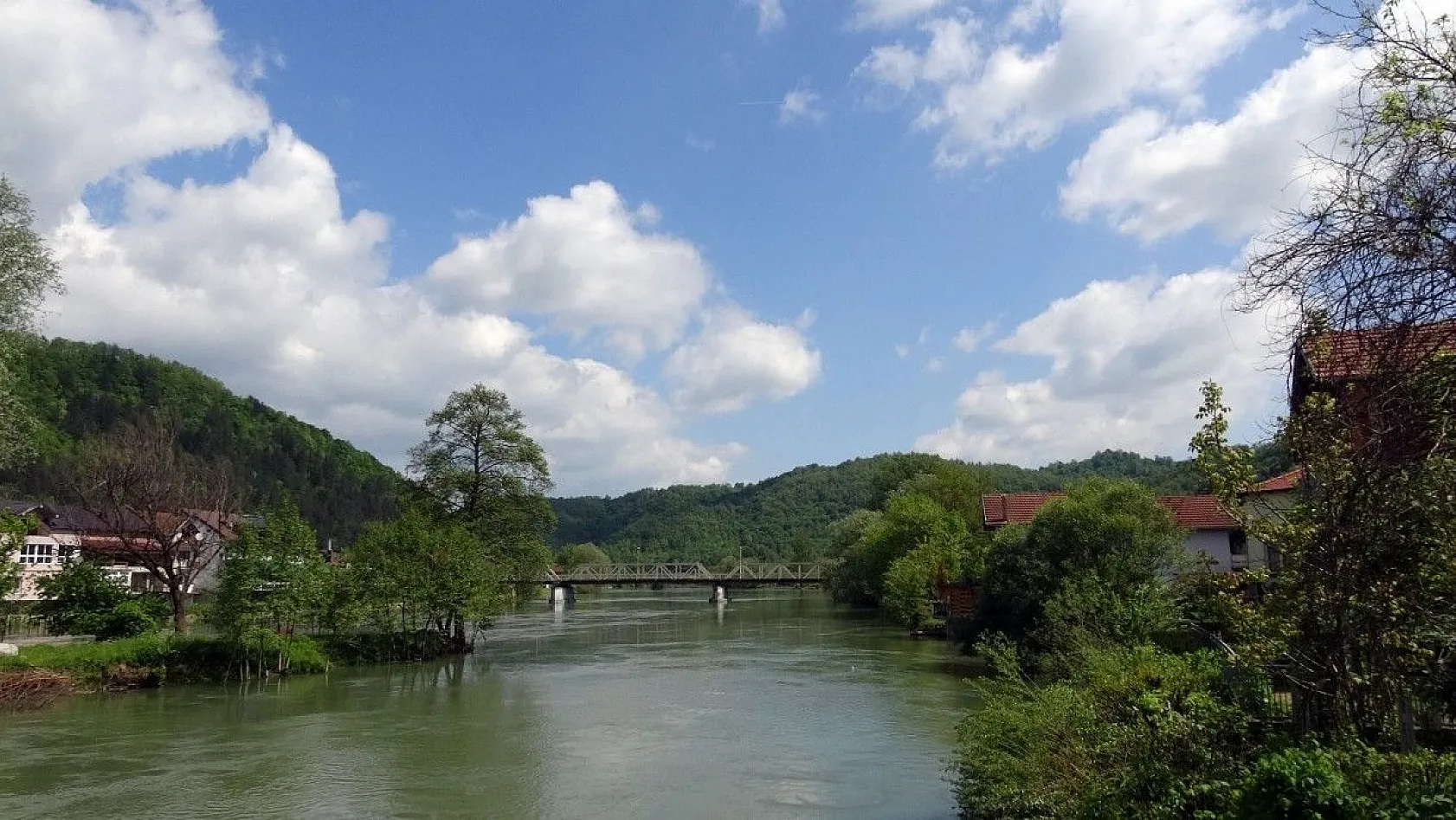 Bosna-Hersek'te ilkbahar güzelliği