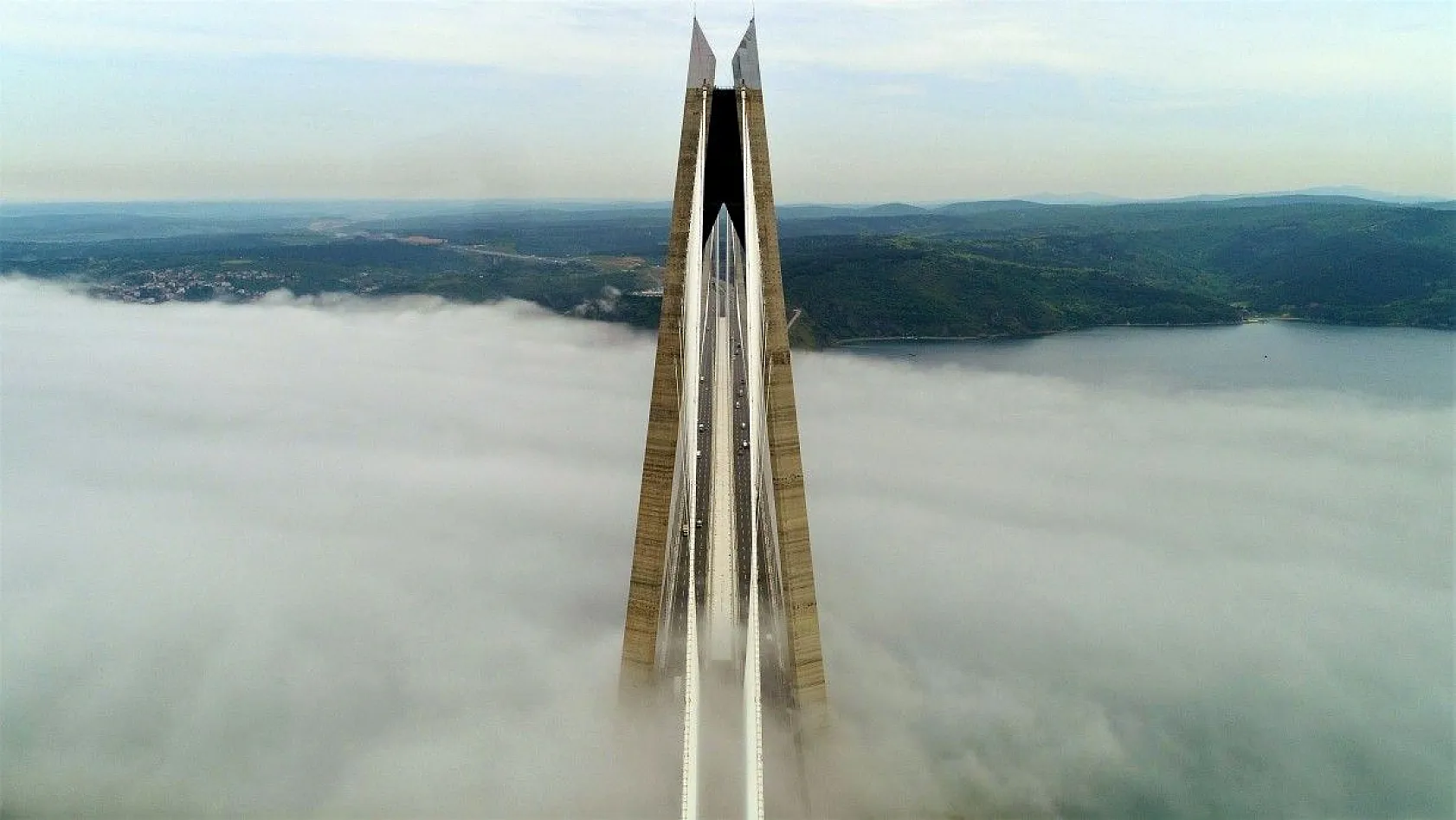 Yavuz Sultan Selim köprüsünden masalsı görüntüler