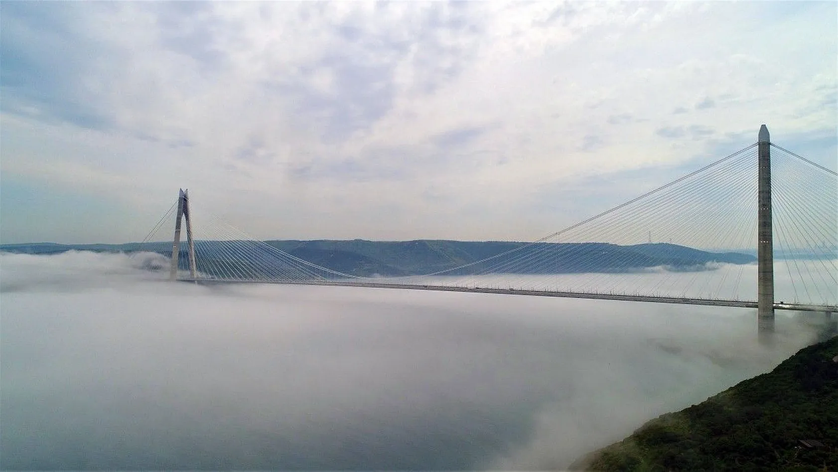 Yavuz Sultan Selim köprüsünden masalsı görüntüler