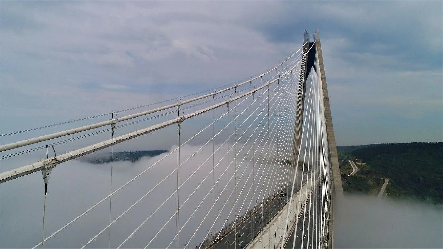 Yavuz Sultan Selim köprüsünden masalsı görüntüler