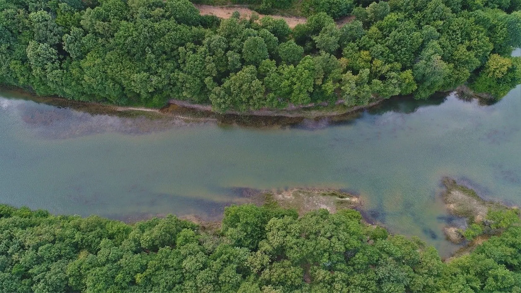 Göktürk Gölet'i manzarası ile kendine hayran bırakıyor