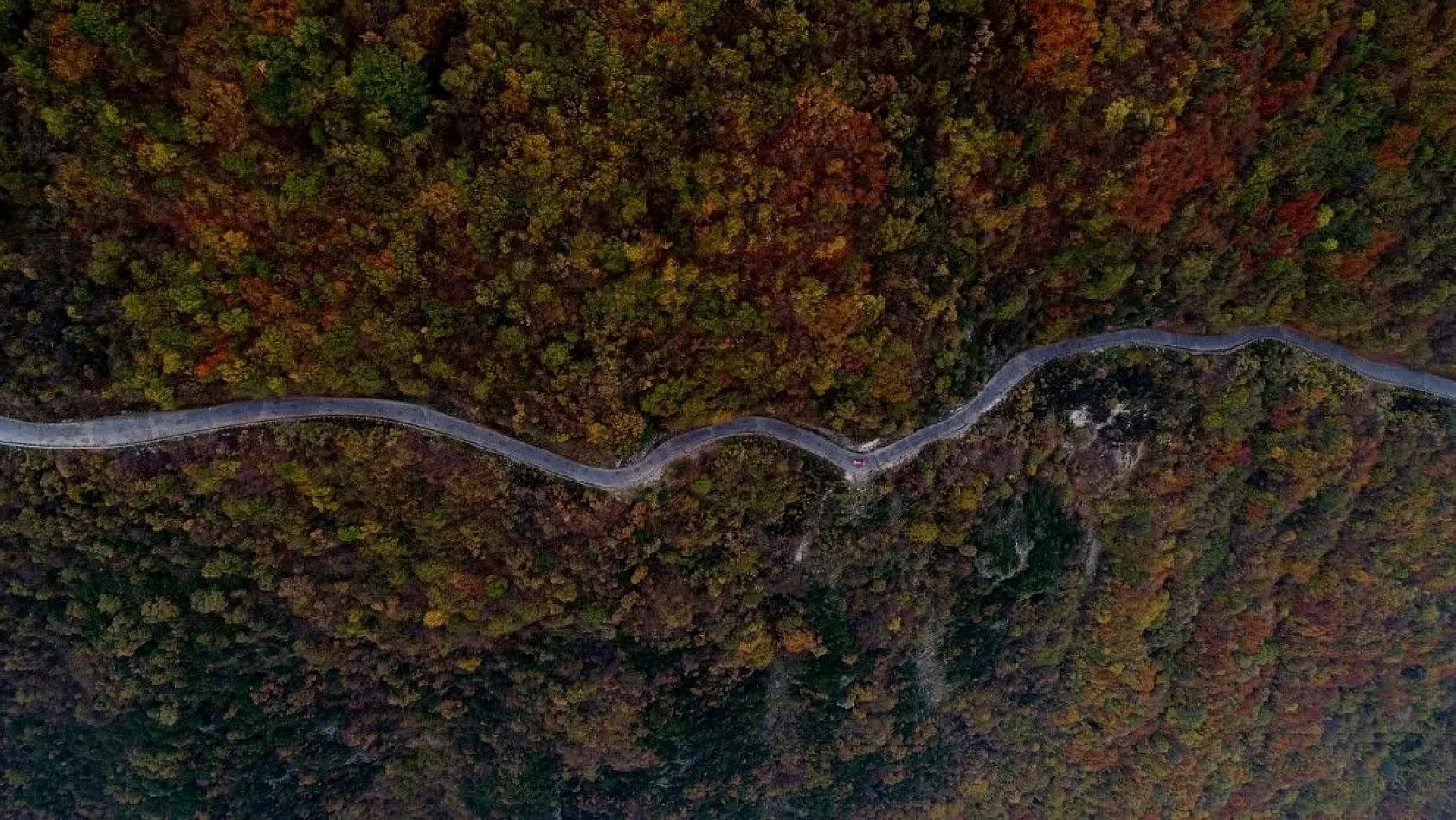 Uludağ'ın eteklerindeki Zeyniler'de sonbahar