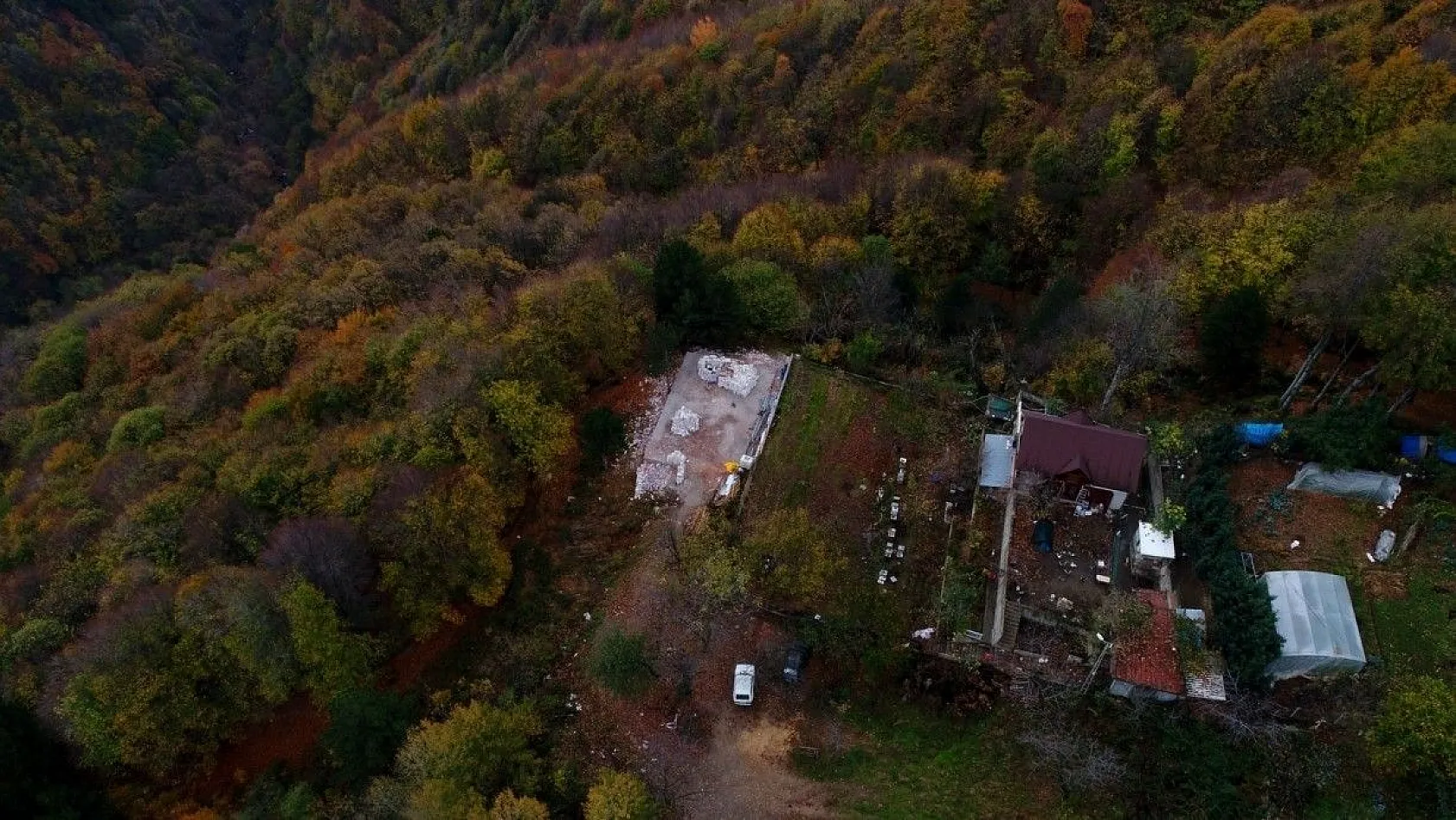 Uludağ'ın eteklerindeki Zeyniler'de sonbahar