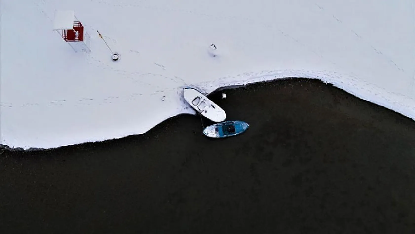 Doğunun gizli denizi Hazar Gölü'nde kış güzelliği