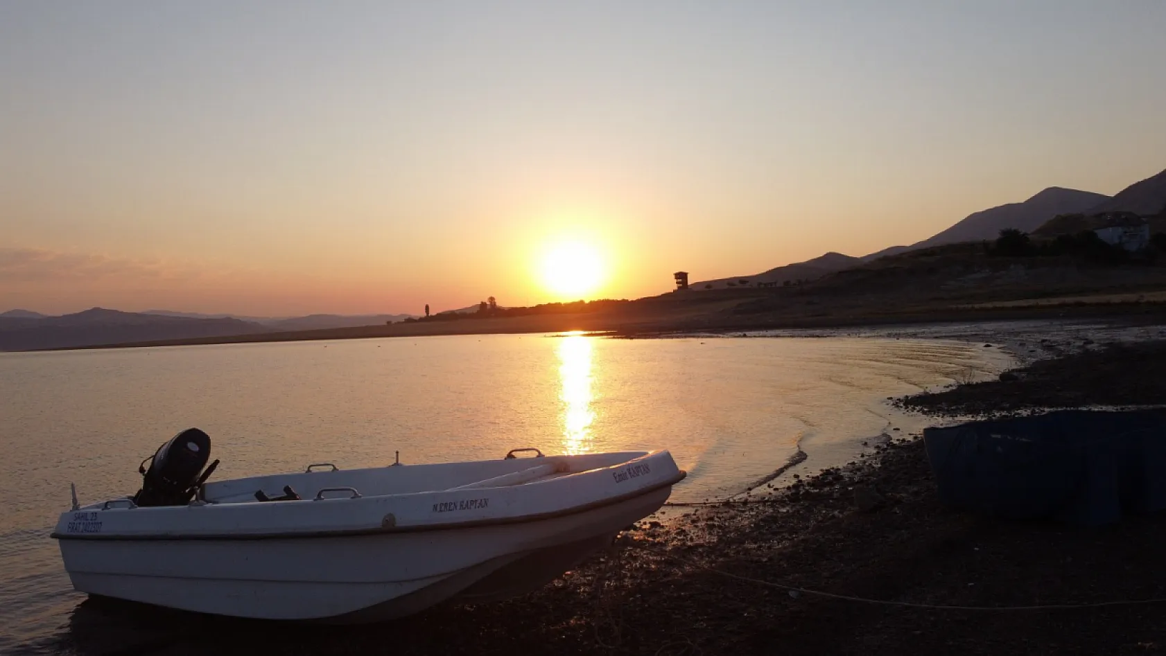 Keban Barajı Gölü'den muhteşem görüntüler