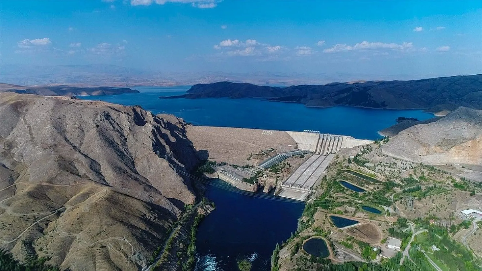 'Keban Barajı' 50 yıldır tarıma ve su ürünlerine katkı sunuyor