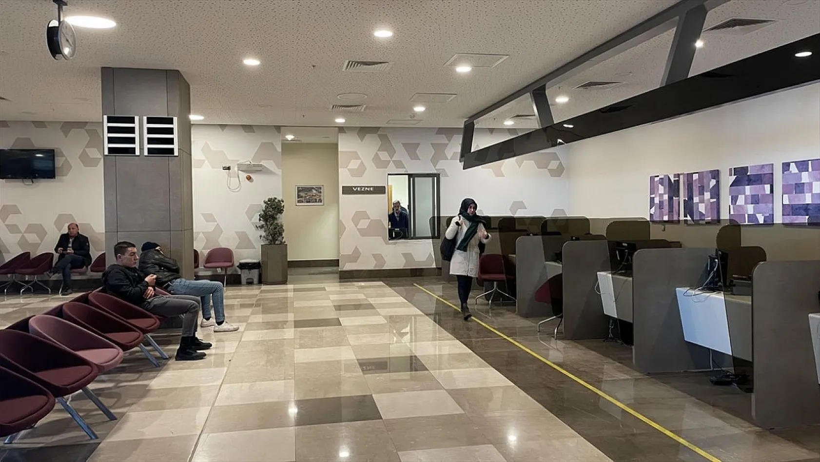 Elazığ Şehir Hastanesi depremler sonrasında hizmetini kesintisiz sürdürdü