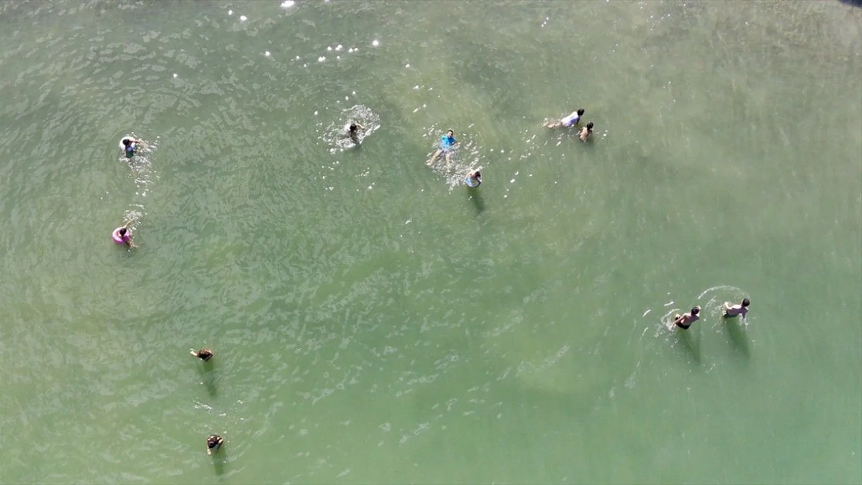 Hazar Gölü, bayramda tatilcilerin doğudaki tercihi olacak