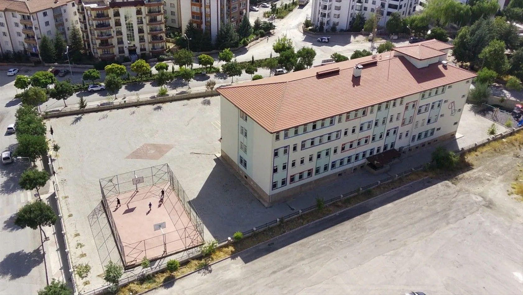 Elazığ'da depreme dayanıklı modern okullarda ders zili çalacak